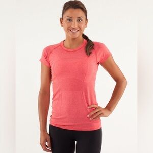 Lululemon Run - Swiftly Tech Short Sleeve US10